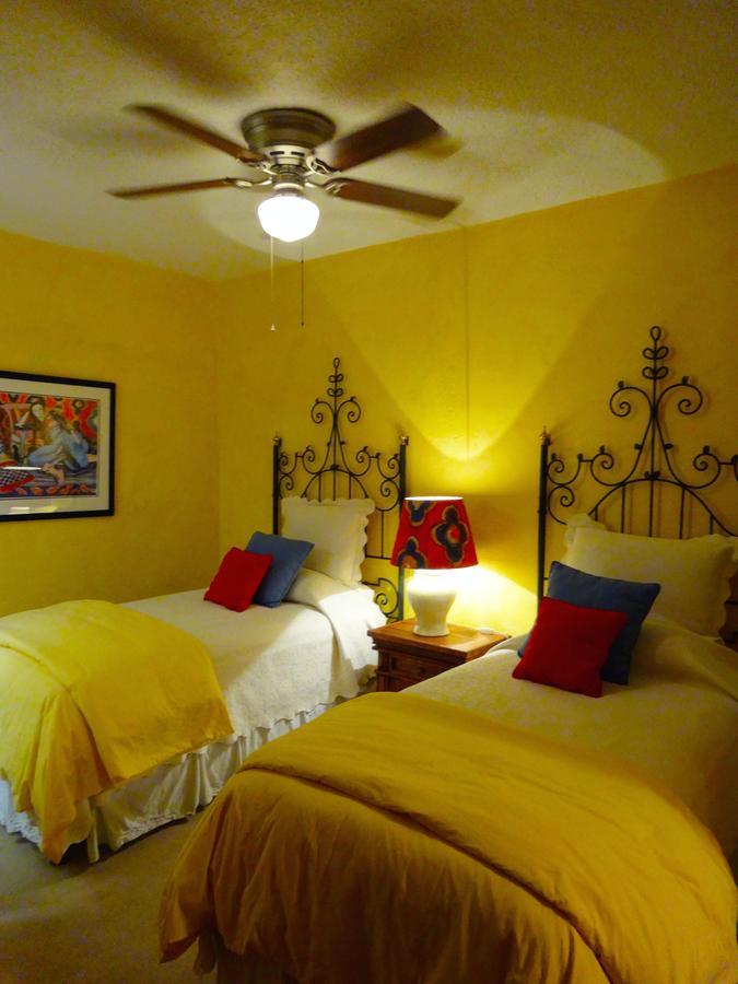 Casa Calderoni Bed & Breakfast San Miguel de Allende Dış mekan fotoğraf